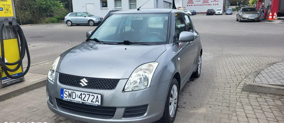 Suzuki Swift cena 15900 przebieg: 172000, rok produkcji 2008 z Jasień małe 529